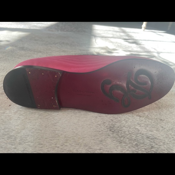 Dolce and Gabanna women’s pink silk Amore flat loafers. Worn once. Size 39. - Picture 7 of 8